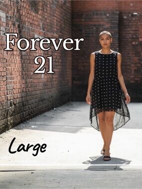 Forever 21 Black & White Dress Large